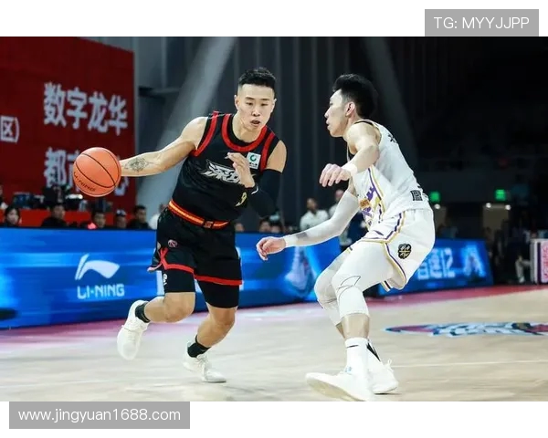 深圳马可波罗队与对手激烈对决 展现顽强拼搏精神与高水平竞技状态