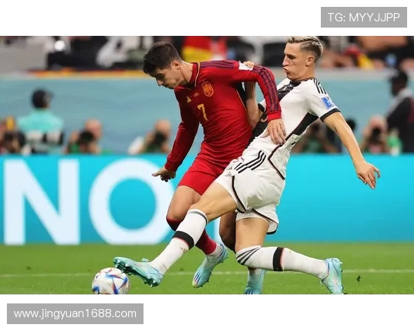 足球的魅力与全球影响力：从街头巷尾到世界杯的精彩征程