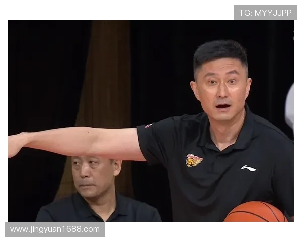 广州篮球队进攻战术解析:深度剖析球队的得分策略与执行力 广州篮球队进攻战术解析:深度剖析球队的得分策略与执行力